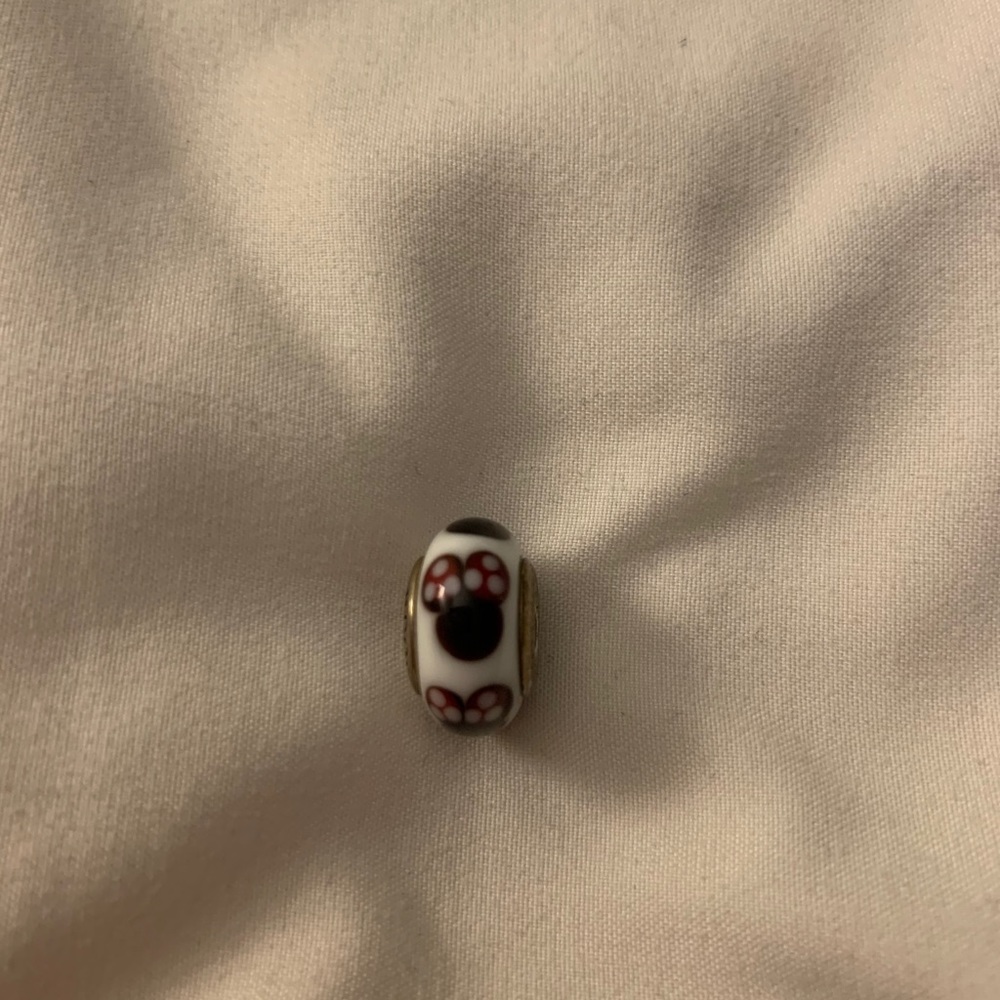 Minnie Mouse Glass Pandora Bead